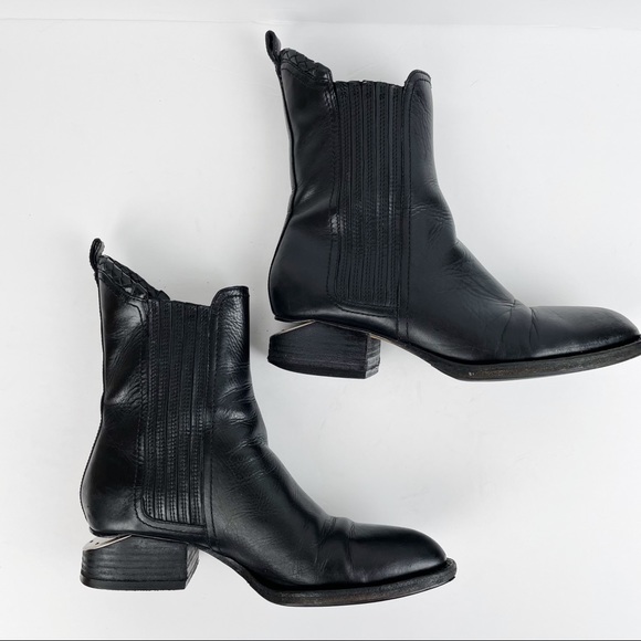 Alexander Wang Anouck Leather Ankle Boots - Picture 6 of 16